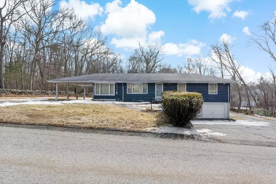 1615 Wellington St, Dighton, MA 02715