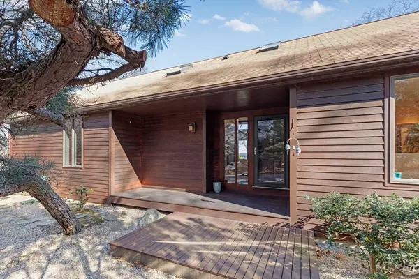 Gloucester, MA 01930,92 Hesperus Ave