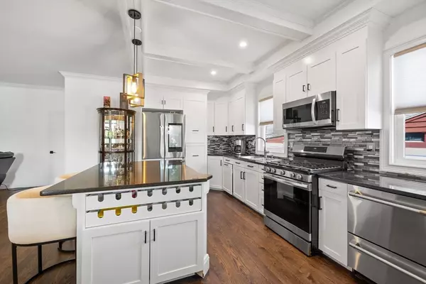 Clinton, MA 01510,376 Water Street