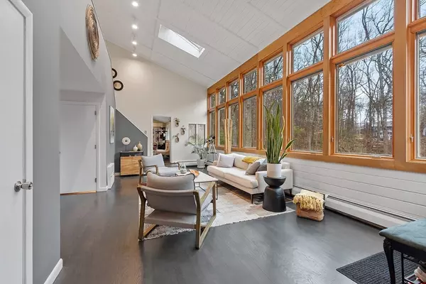 Harvard, MA 01451,109 East Bare Hill Road