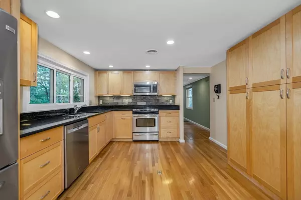Lexington, MA 02421,14 Holton Road