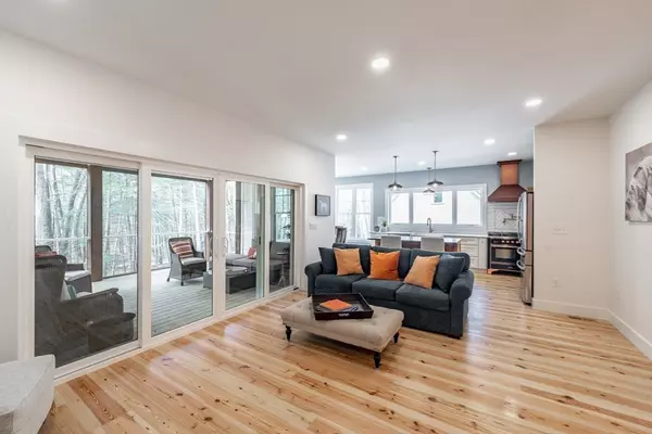 Westhampton, MA 01027,150 Northwest Road