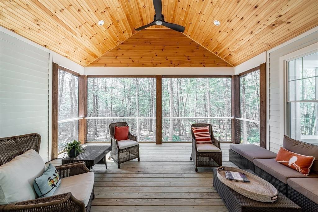 Westhampton, MA 01027,150 Northwest Road