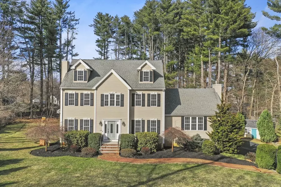 3 Patriot Cir, East Bridgewater, MA 02333