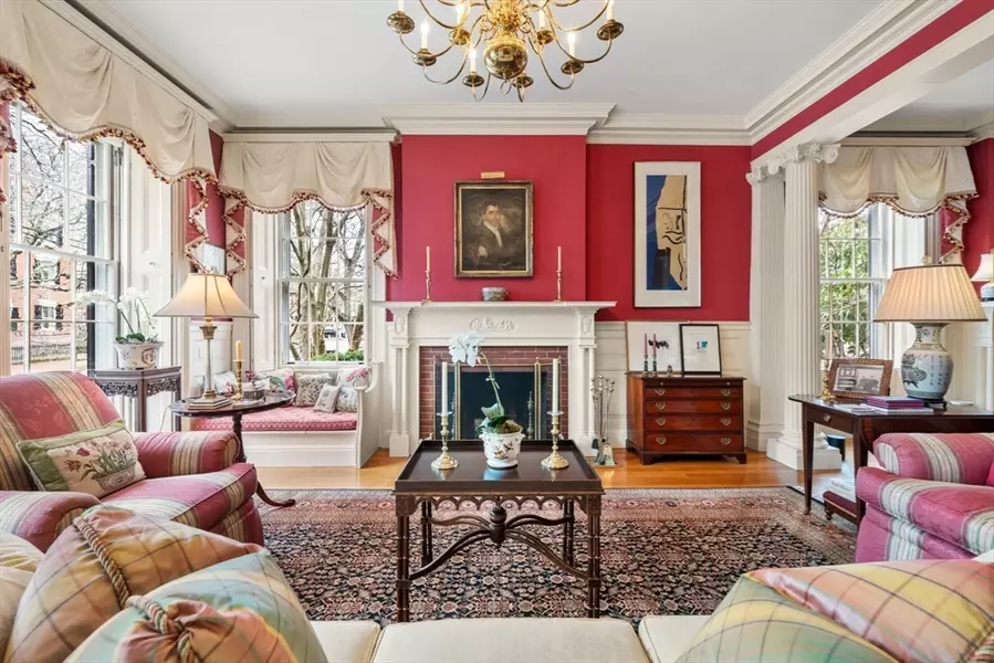 40 Chestnut St, Salem, MA 01970