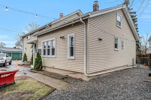 Pawtucket, RI 02860,6 Jane St