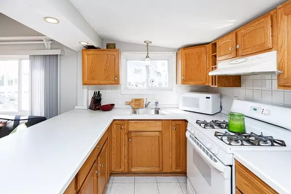 Newburyport, MA 01950,13 55th Street