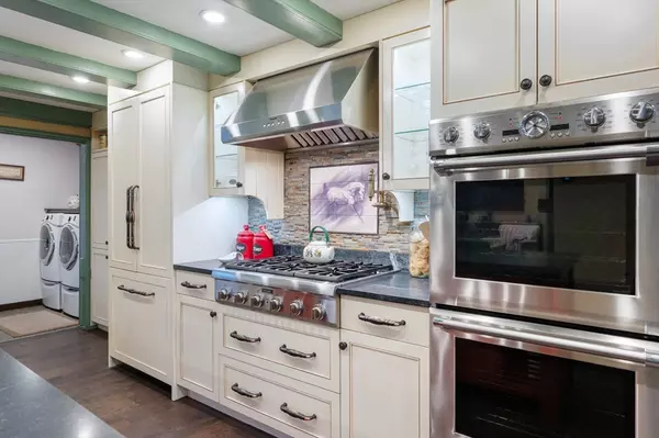 Middleboro, MA 02346,69 Highland St