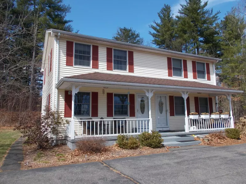 262 College Highway, Southampton, MA 01073