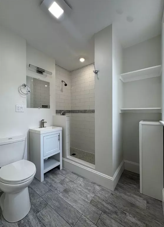 Boston, MA 02215,1082 Commonwealth Ave #304