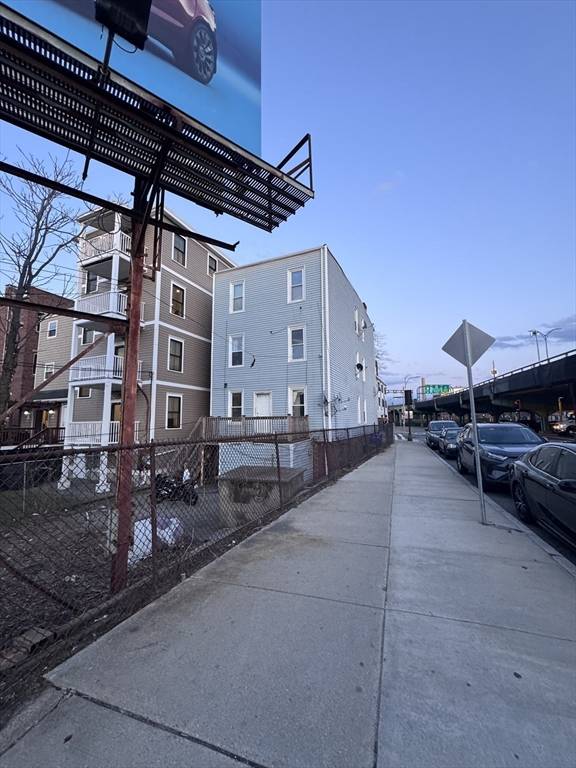 Boston, MA 02128,132 Chelsea St