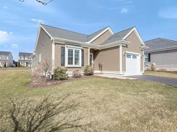 Wrentham, MA 02093,25 Partridge View Ln