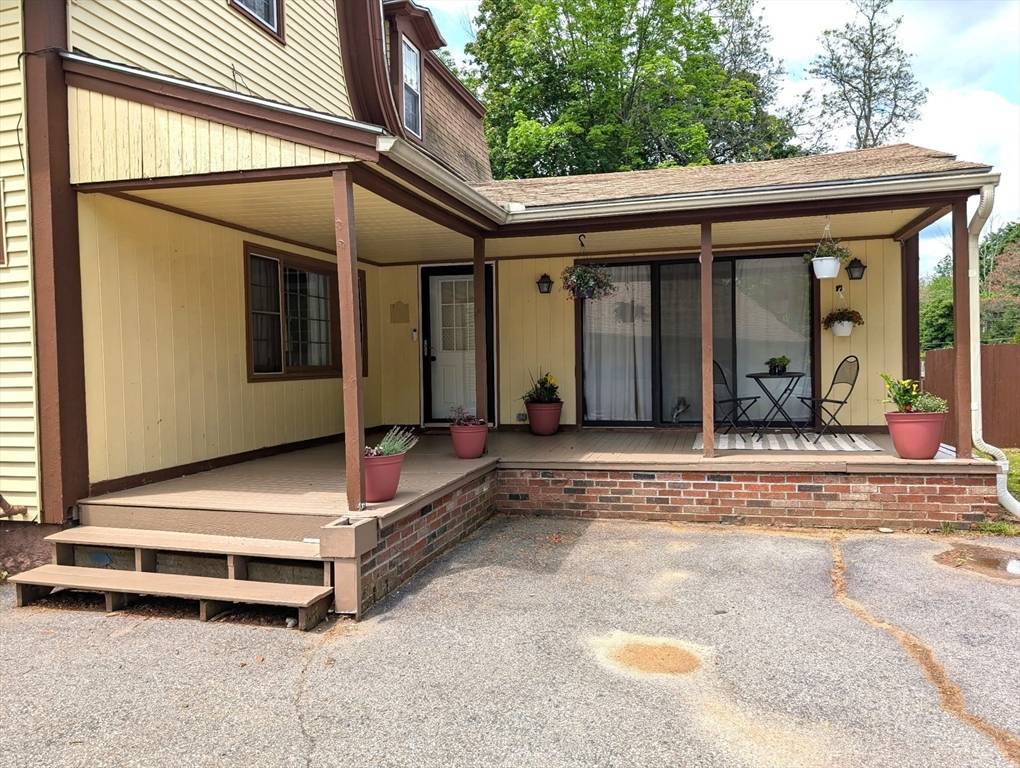 Winchendon, MA 01475,32 Ash St
