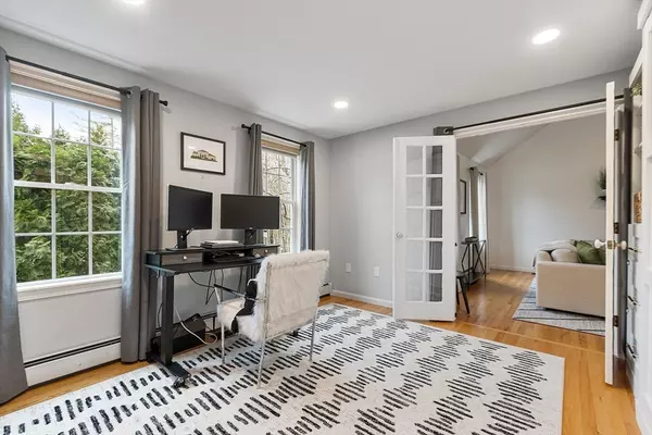 Uxbridge, MA 01569,5 Dunny Cove Lane