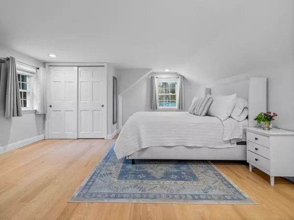 Wayland, MA 01778,64 Draper