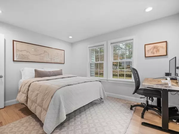 Wayland, MA 01778,64 Draper