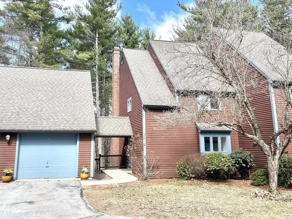 Westford, MA 01886,23 Woodridge Ln #23