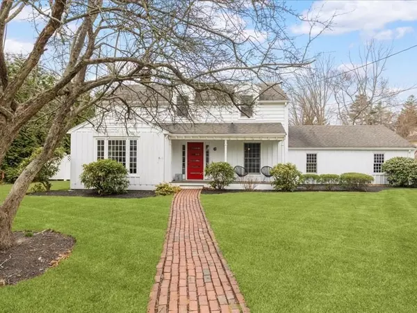 Cohasset, MA 02025,6 Woodland Dr