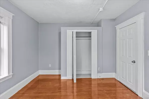 Fitchburg, MA 01420,10 Water St Lane