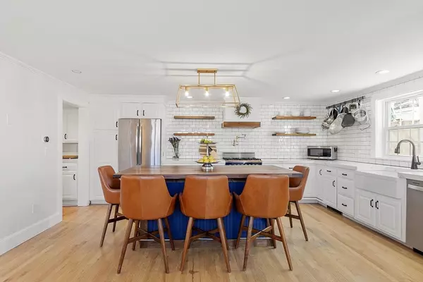 Newburyport, MA 01950,27 Washington St