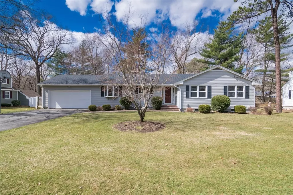 Longmeadow, MA 01106,242 Kenmore Dr