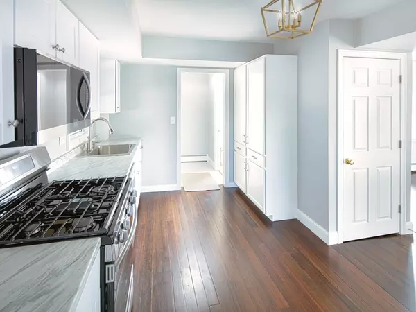 Bourne, MA 02532,8 Harrison Ave