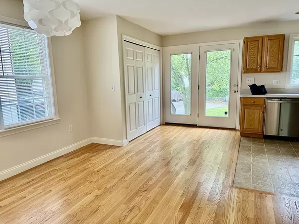 Watertown, MA 02472,17 Myrtle Street #17