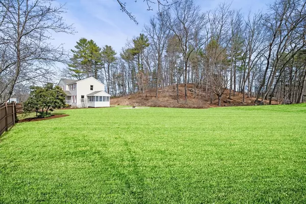 Middleton, MA 01949,2 Ogden Lane