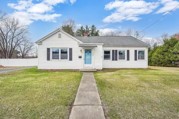 1724 N Main St, Palmer, MA 01069