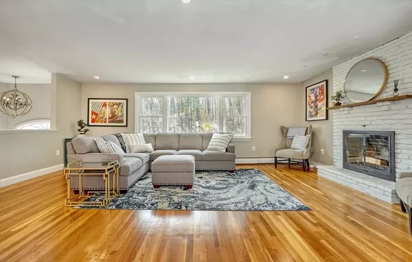 Andover, MA 01810,12 Sagamore Drive
