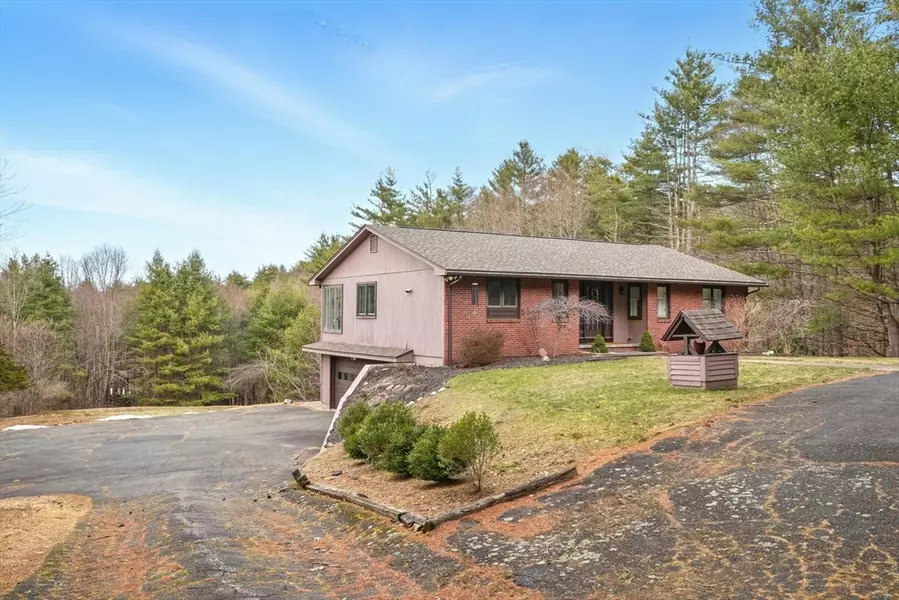 65 Lovers Lane, Greenfield, MA 01301