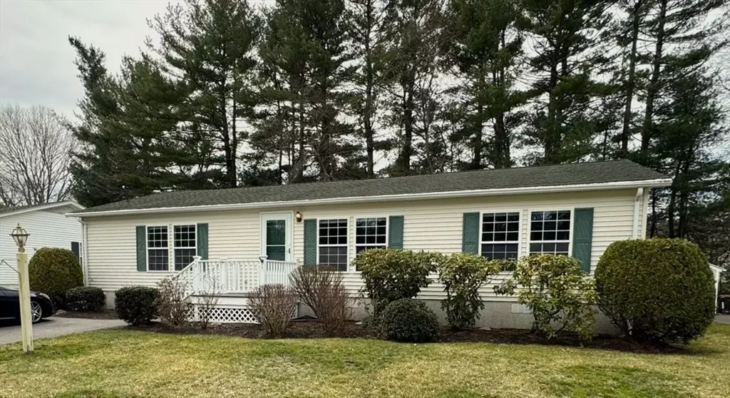 Bridgewater, MA 02324,10 Trailwood Drive