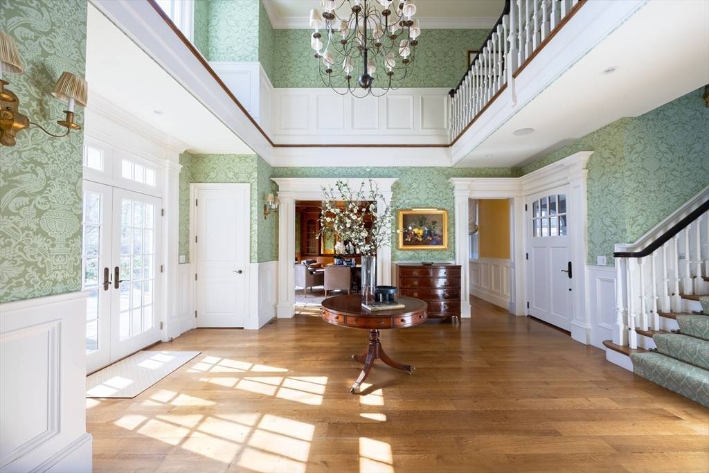 Weston, MA 02493,180 Highland Street