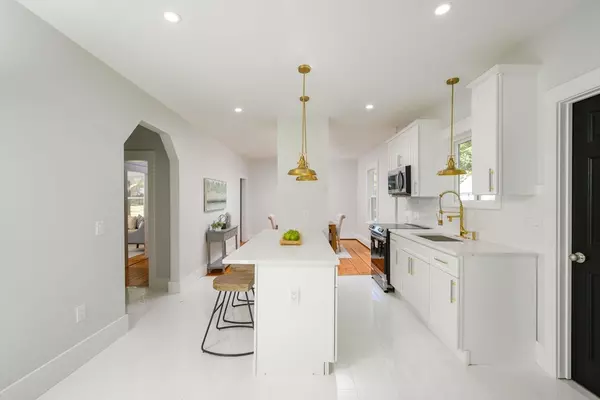 Hanover, MA 02339,120 Broadway