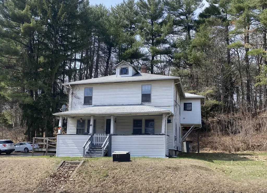 Oxford, MA 01537,707 Main St