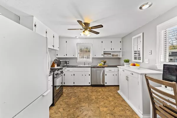 Rockland, MA 02370,49 Nevens Cir