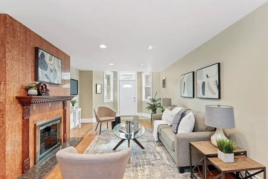 352 Tappan St #1, Brookline, MA 02445