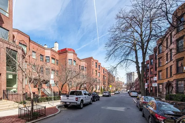 Boston, MA 02115,39 Symphony Rd #C