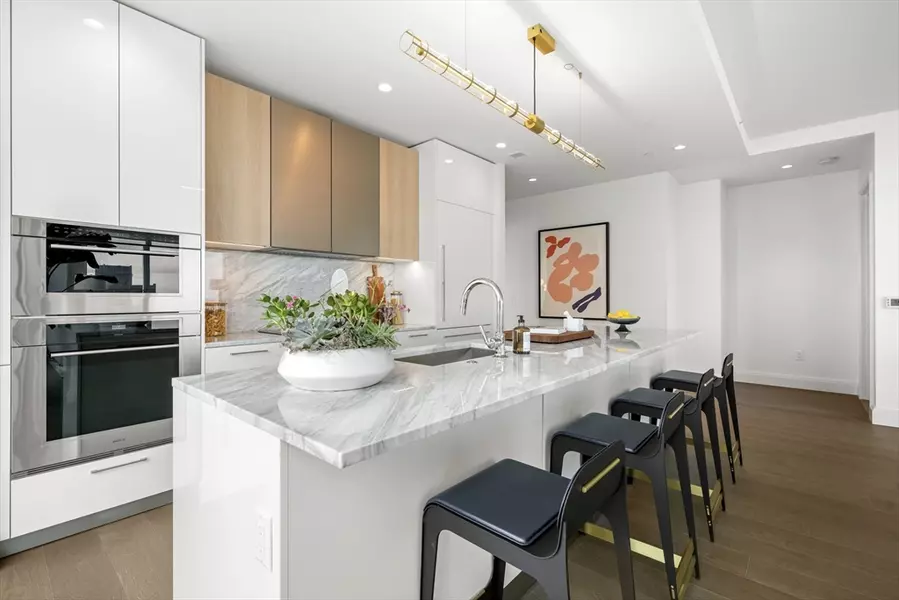 240 Devonshire Street #5612, Boston, MA 02110