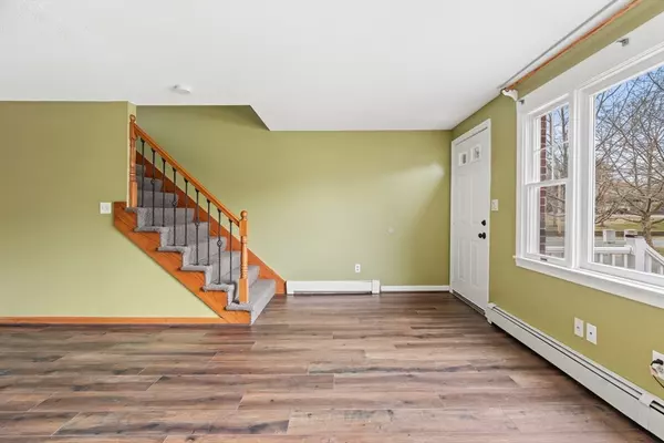 East Bridgewater, MA 02324,20 Douglas Dr #20