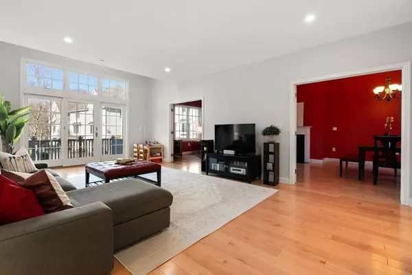 Newton, MA 02161,1111 Beacon Street #3