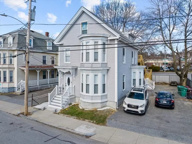 23 West 5th Street, Lowell, MA 01850