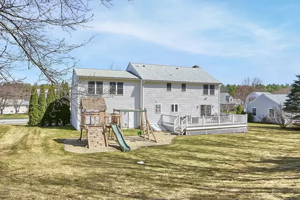 Ayer, MA 01432,17 Pingry Way