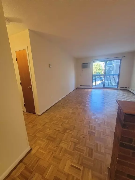 Watertown, MA 02472,164 Galen St #35