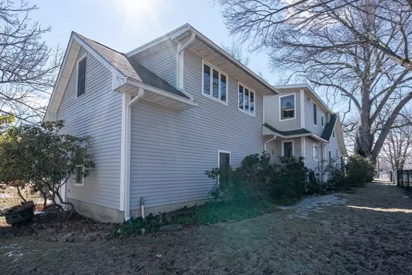 Haverhill, MA 01830,23 Concord St.