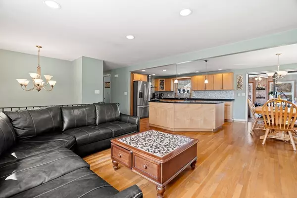 Wilmington, MA 01887,12 Draper Dr