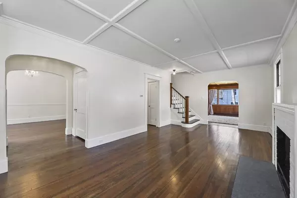 North Adams, MA 01247,513 Church St