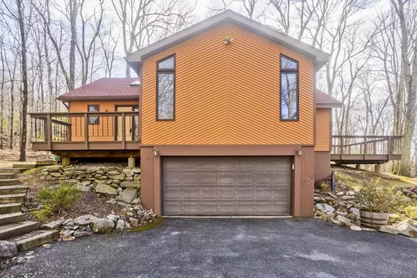 Belchertown, MA 01007,24 Brandywine Dr