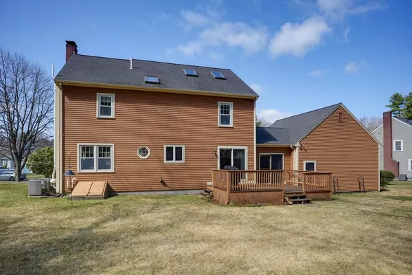 Maynard, MA 01754,8 Tobin Drive