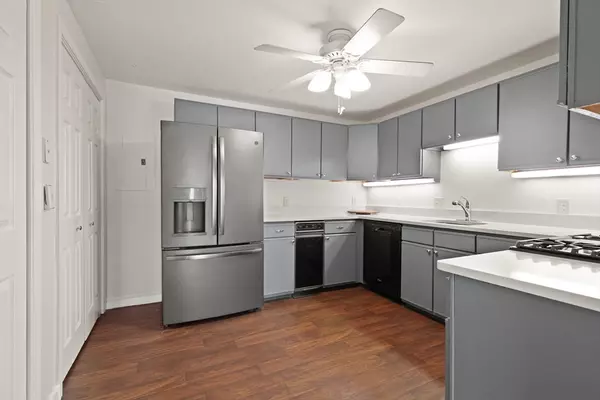 Norwood, MA 02062,37 Rose Ct #37